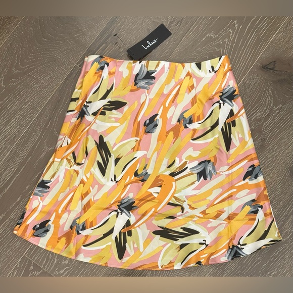 NWT - Lulu’s Pink/Orange Abstract Print Satin Mini Skirt - Size XS - Picture 5 of 11